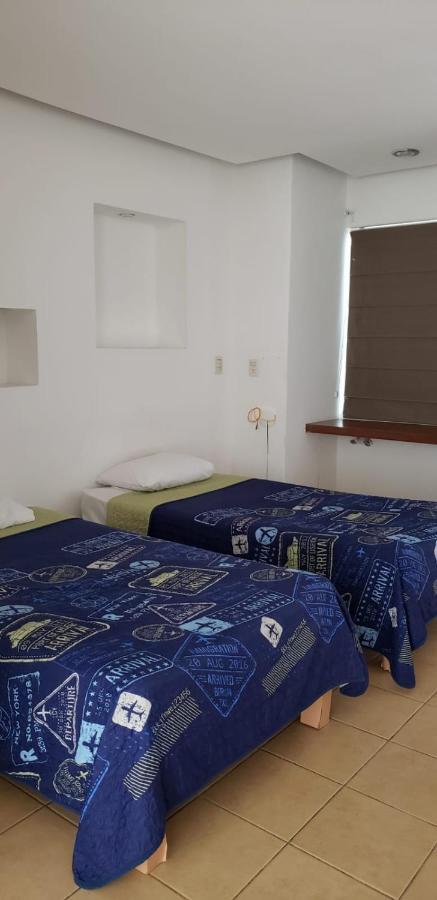Suites Riviera Cancun Exterior photo
